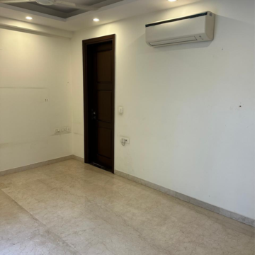 Room in 3 BHK Builder Floor at Greater Kailash I – for Rent
