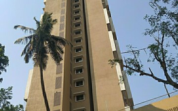 2 BHK Apartment For Rent in Kolte Patil Vaayu, Dahisar West