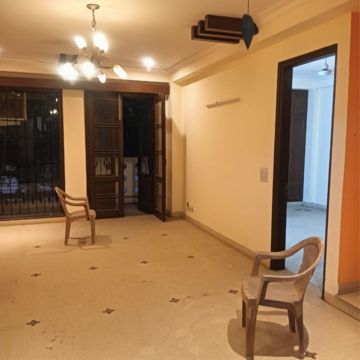 3 BHK Builder Floor For Rent in Chittaranjan Park