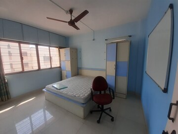 Bedroom in 2 BHK Apartment at Woodland Avenue, Kothrud – for Rent