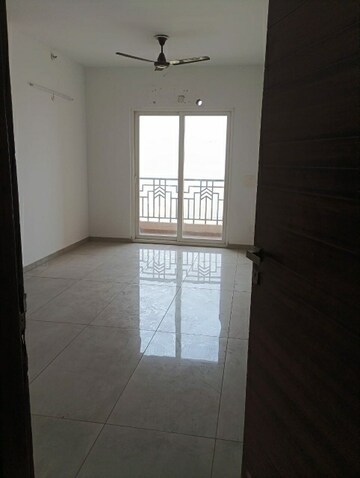Room in 2 BHK Apartment at ACE Parkway, Sector 150 – for Rent