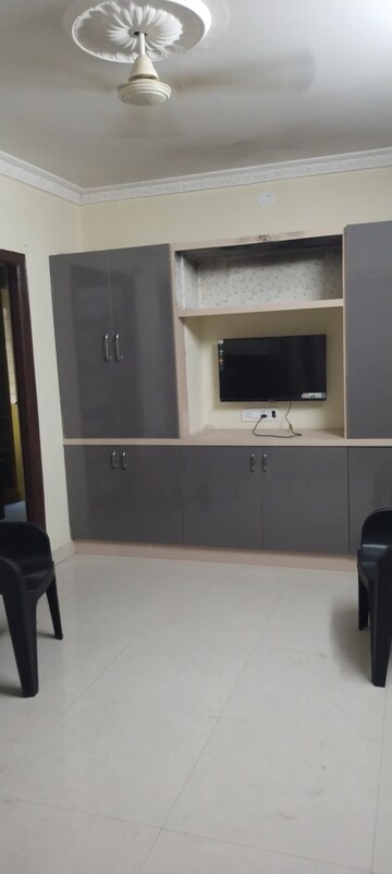 Furnished Amenities in 1 BHK Apartment at Pavani Laxmi Nivas, Madhapur – for Rent