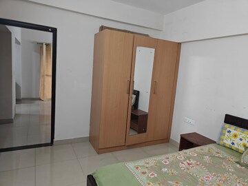 Room in 3 BHK Apartment at Vajram Elina, Thanisandra Main Road – for Rent