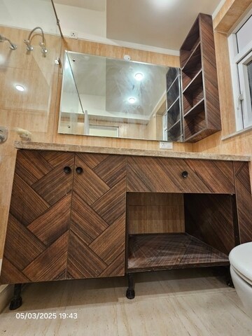 Furnished Amenities in 3.5 BHK Builder Floor at SS Almeria, Sector 84 – for Sale