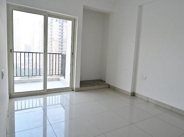 3 BHK + Pooja Room,Servant Room,Study Room,Extra Room Apartment For Sale in Amrapali Golf Homes