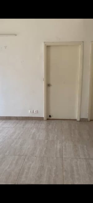 Room in 3 BHK Builder Floor at Lavender Floors, Sector 89 – for Sale