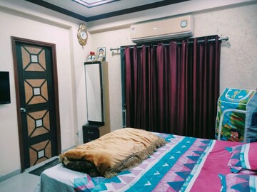 Bedroom in 3 BHK Apartment at Motera – for Rent