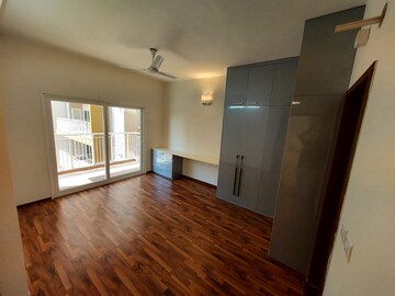 Room in 3 BHK Apartment at L&T Raintree Boulevard, Hebbal – for Rent