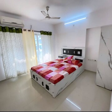 Bedroom in 3 BHK Apartment at Juhu Anmol CHS, Juhu – for Rent