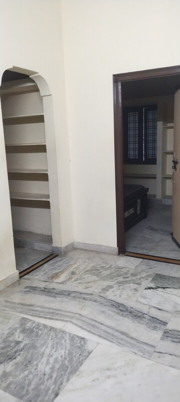 Room in 1 BHK Independent House at Madhapur – for Rent