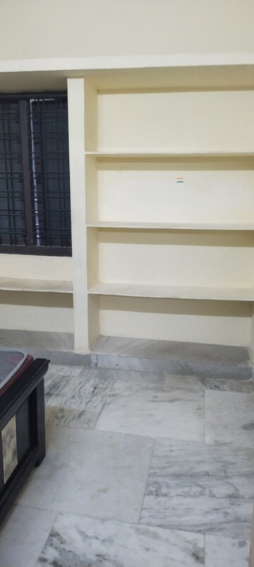 Furnished Amenities in 1 BHK Independent House at Madhapur – for Rent