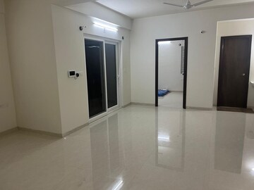 Room in 2 BHK Apartment at DSR RR Avenues, Yelahanka – for Rent
