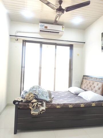 Bedroom in 1 BHK Apartment at Bhoomi Samarth, Goregaon East – for Rent