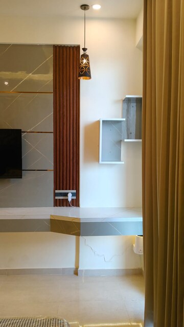 Staircase in 1 RK Apartment at Omaxe Hazratganj, Gomti Nagar – for Rent