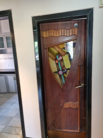 Building Lobby in 2 BHK Apartment at Zenith CHS Kandivali, Kandivali West – for Rent