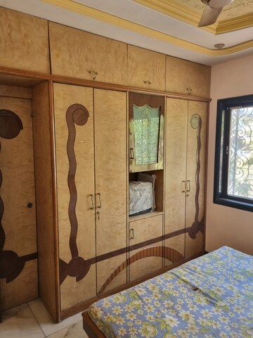 Bedroom in 2 BHK Apartment at Sector 3 Charkop – for Rent