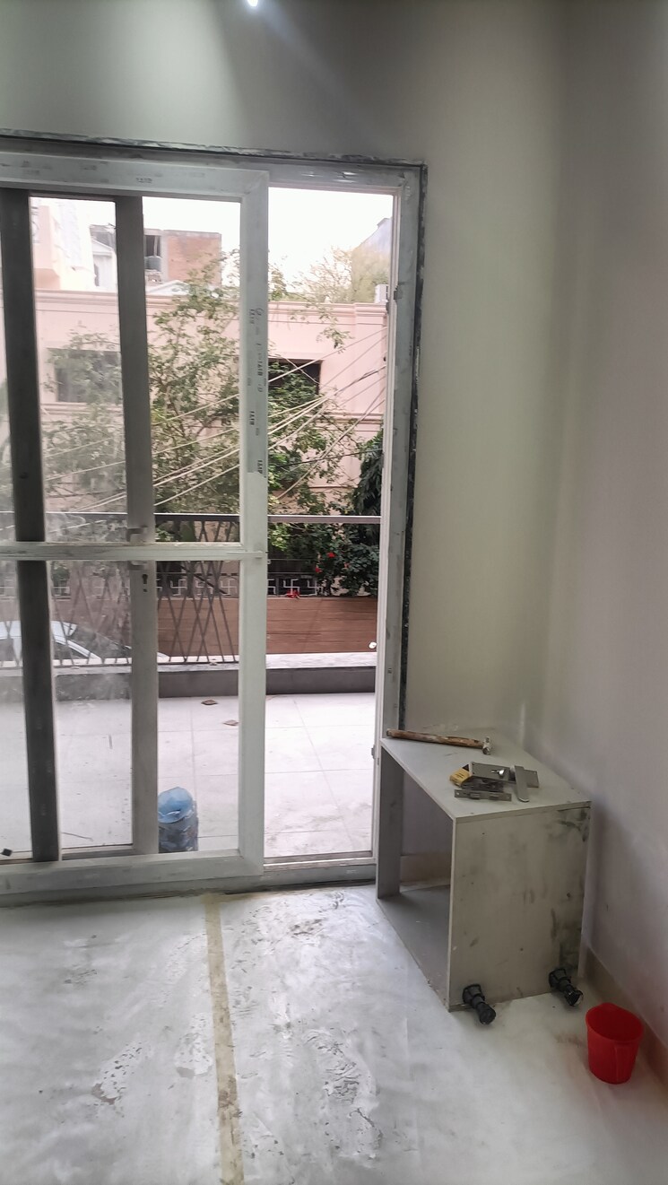 Balcony, sunder vihar 3.5 Bedroom 2400 Sq.Ft. Builder Floor In Sunder Vihar Delhi 8351513