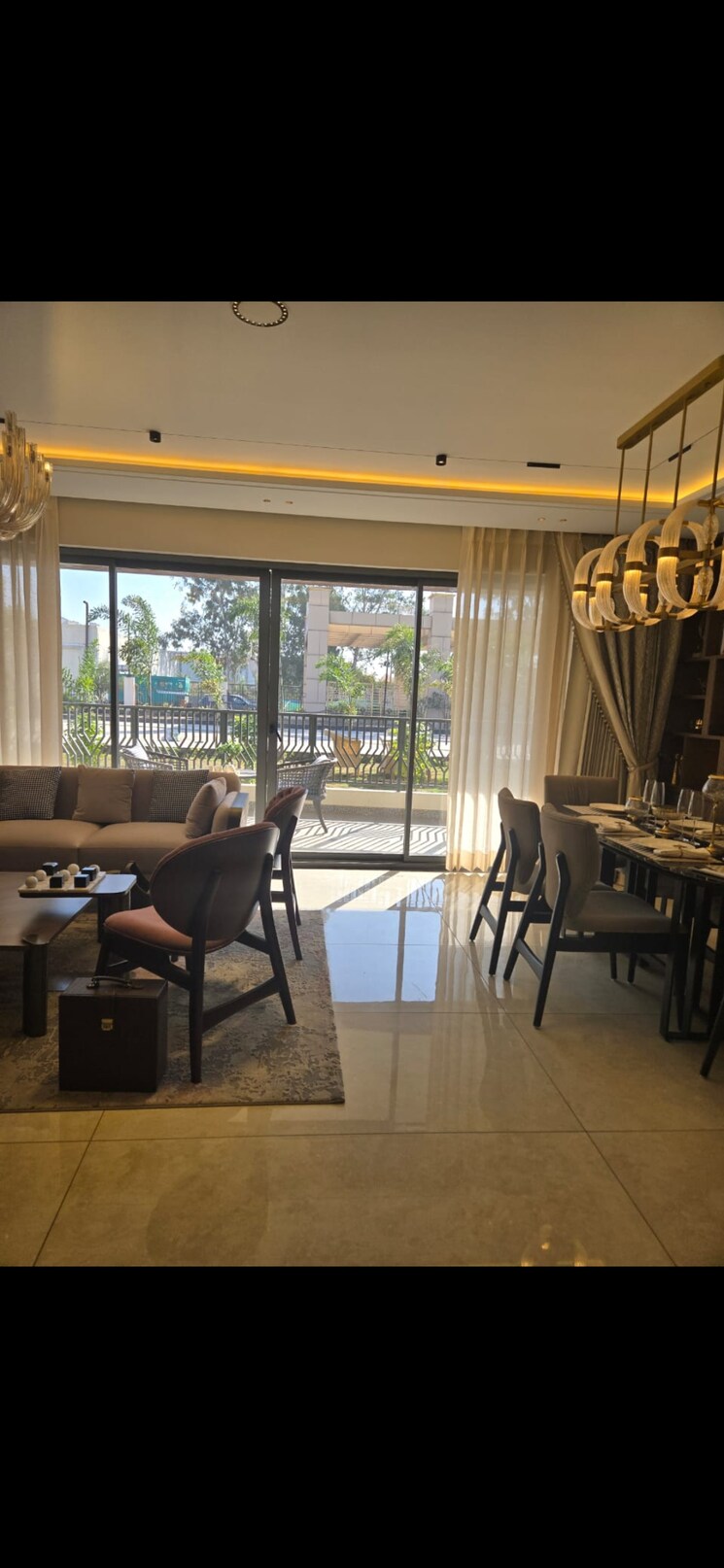 Living Room, patiala road 3 Bedroom 2300 Sq.Ft. Apartment In Patiala Road Zirakpur 8351573