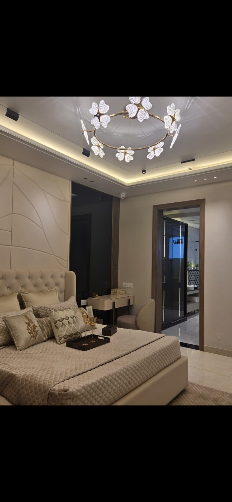 Living Room, patiala road 3 Bedroom 2300 Sq.Ft. Apartment In Patiala Road Zirakpur 8351573