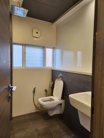Bathroom in 2 BHK Apartment at Megna Apartment, Parel – for Rent
