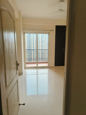 1 BHK Apartment For Rent in Maxblis Grand Kingston, Sector 75