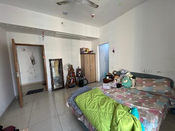 Bedroom in 2 BHK Apartment at SS The Leaf, Sector 85 – for Rent