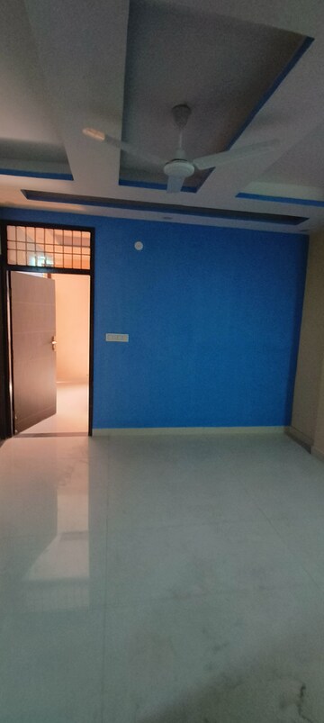 Room in 2 BHK Builder Floor at Dwarka – for Rent