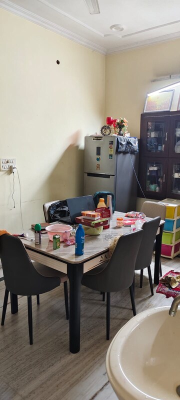 Master Bedroom in 2 BHK Independent House at Gomti Nagar – for Rent