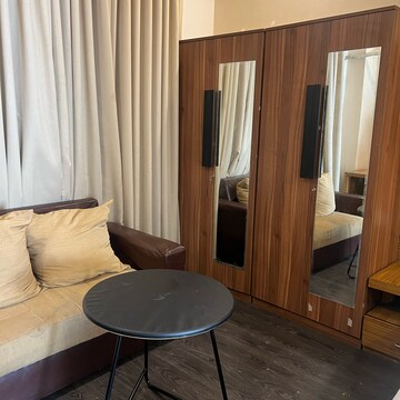 Living Room in  Pg at Sector 10a – for Rent