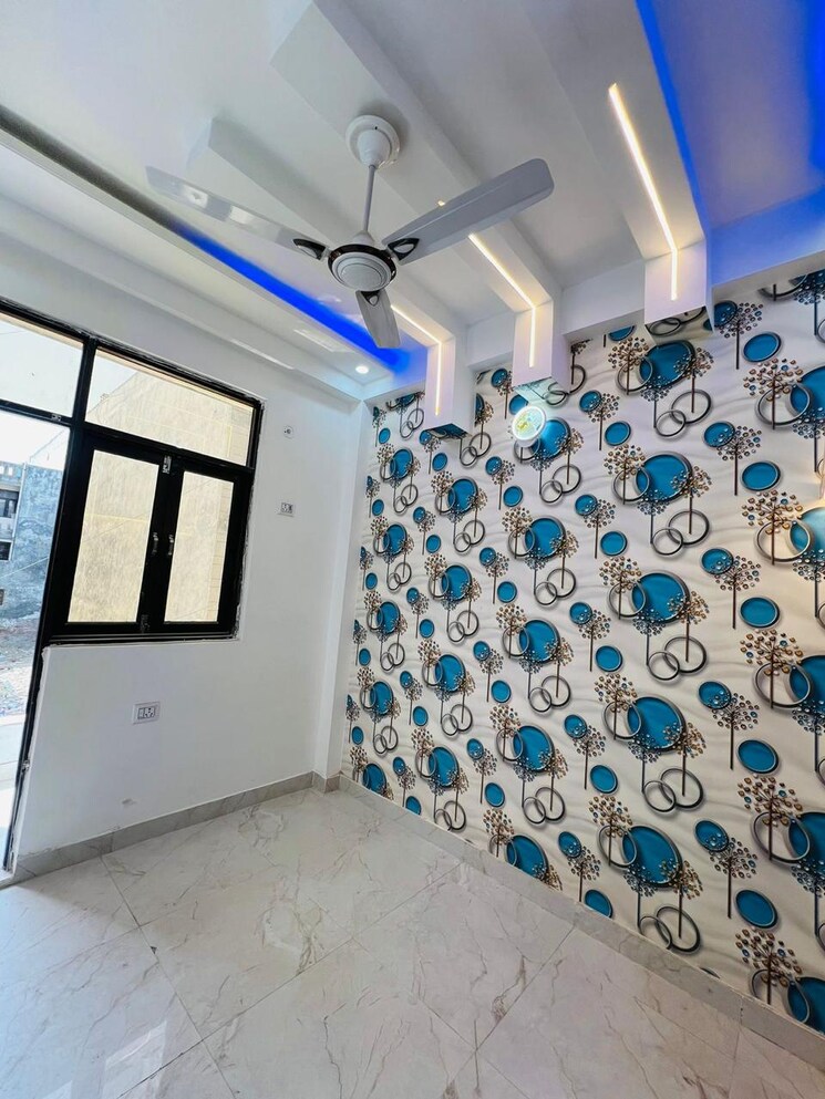 Bathroom, aya nagar 3 Bedroom 850 Sq.Ft. Builder Floor In Aya Nagar Delhi 8351674