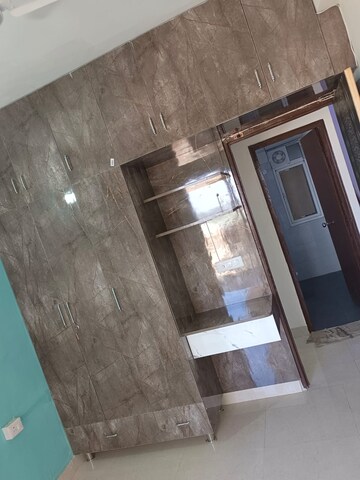 Room in 2 BHK Apartment at Pyramid Heights, Sector 85 – for Rent