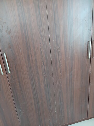 Furnished Amenities in 3.5 BHK Apartment at Manikonda – for Rent