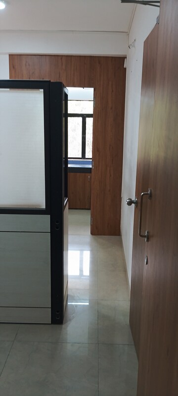 Room in 1 BHK Apartment at Vile Parle East – for Rent