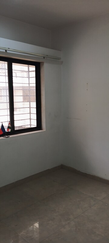 Room in 1 BHK Apartment at Vile Parle East – for Rent