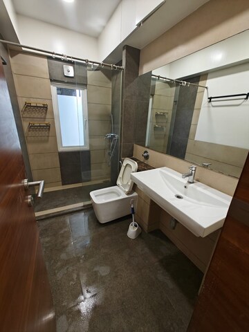 Master Bedroom in 5 BHK Apartment at Kumar Parc Residences, Hadapsar – for Sale