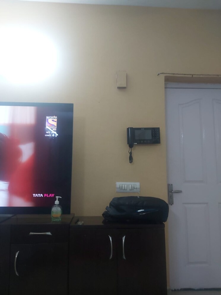 Living Room, tulip-petals 3 Bedroom 1550 Sq.Ft. Apartment In Sector 89 Gurgaon 8351731