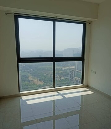 Room in 2 BHK Apartment at Runwal Bliss, Kanjurmarg East – for Rent