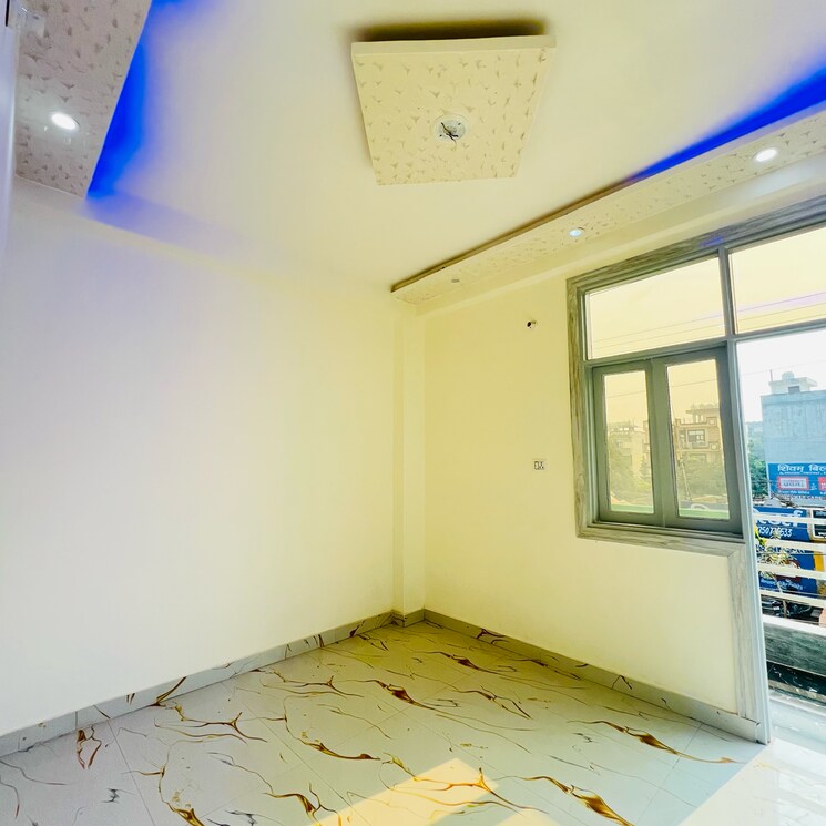 Room, aya nagar 2 Bedroom 700 Sq.Ft. Builder Floor In Aya Nagar Delhi 8351810