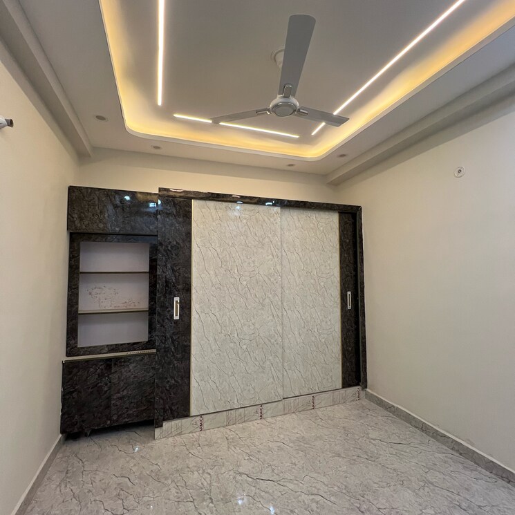Room, aya nagar 2 Bedroom 700 Sq.Ft. Builder Floor In Aya Nagar Delhi 8351810