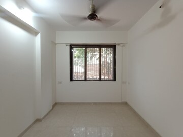 Master Bedroom in 1 BHK Apartment at Lodha Paradise, Majiwada – for Rent