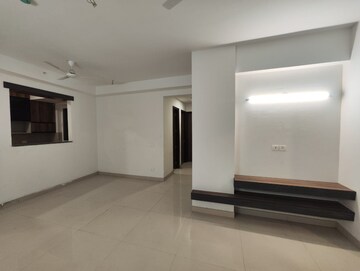 Room in 3.5 BHK Apartment at Capital Residency 360, Sector 70a – for Rent