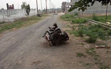 Plot For Sale in Sikandrabad