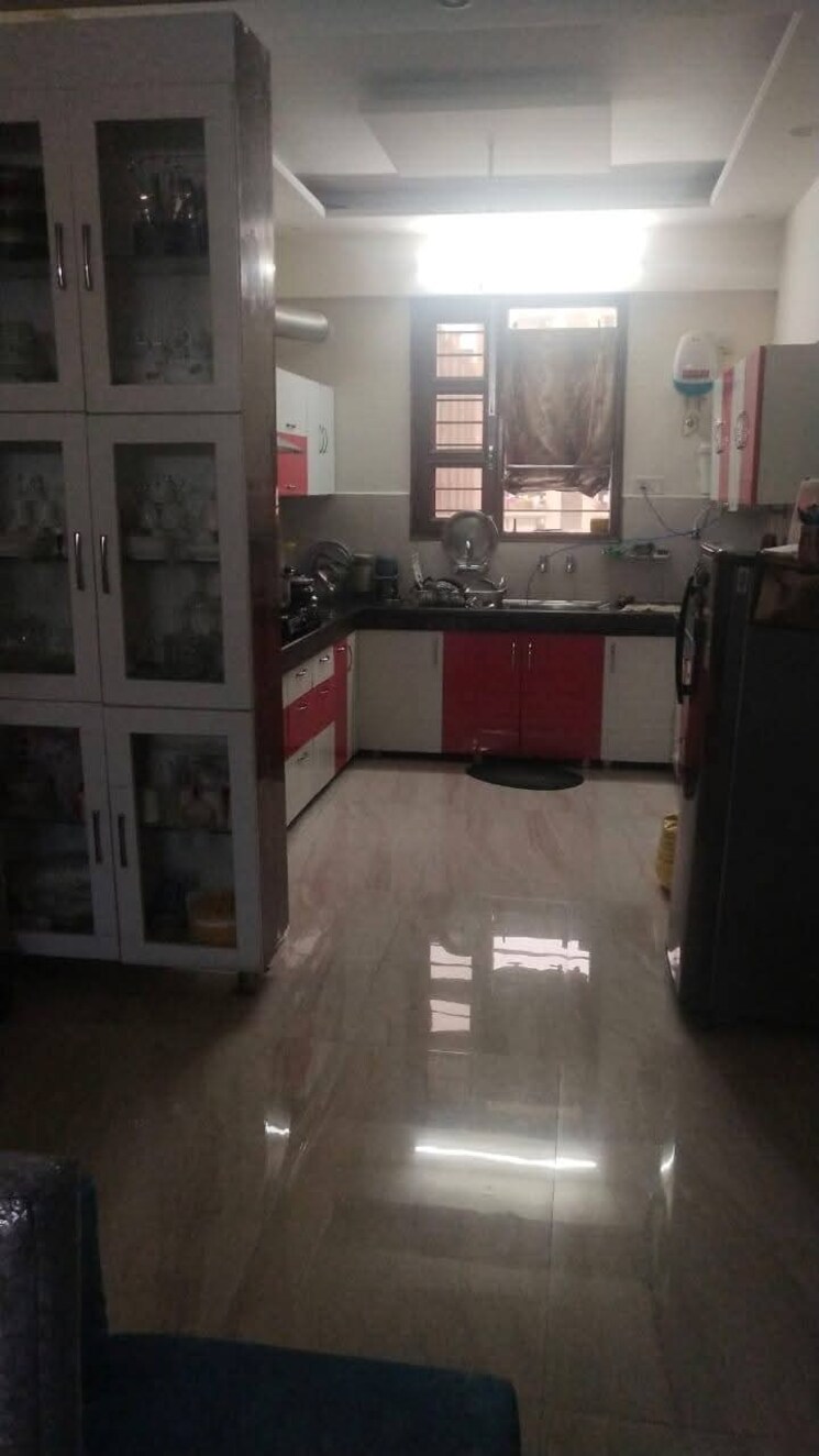 Kitchen, peer mucchalla 3 Bedroom 1600 Sq.Ft. Builder Floor In Peer Mucchalla Zirakpur 8352103