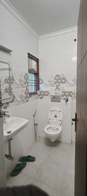 Bathroom in 3 BHK Apartment at Vasant Kunj – for Rent