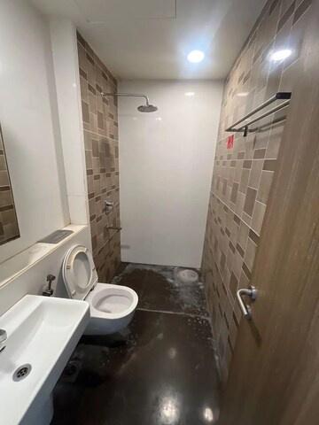 Bathroom in 5 BHK Apartment at Lodha The Park, Worli – for Rent