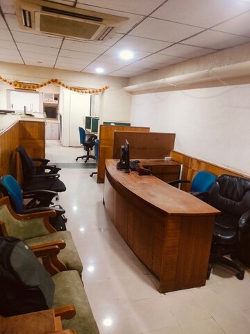 Commercial Office Space 2600 Sq.Ft. For Rent in Chembur Mumbai  8352131