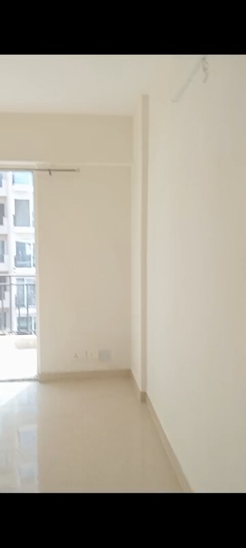 Room in 2 BHK Apartment at Signature Global Proxima, Sector 89 – for Sale