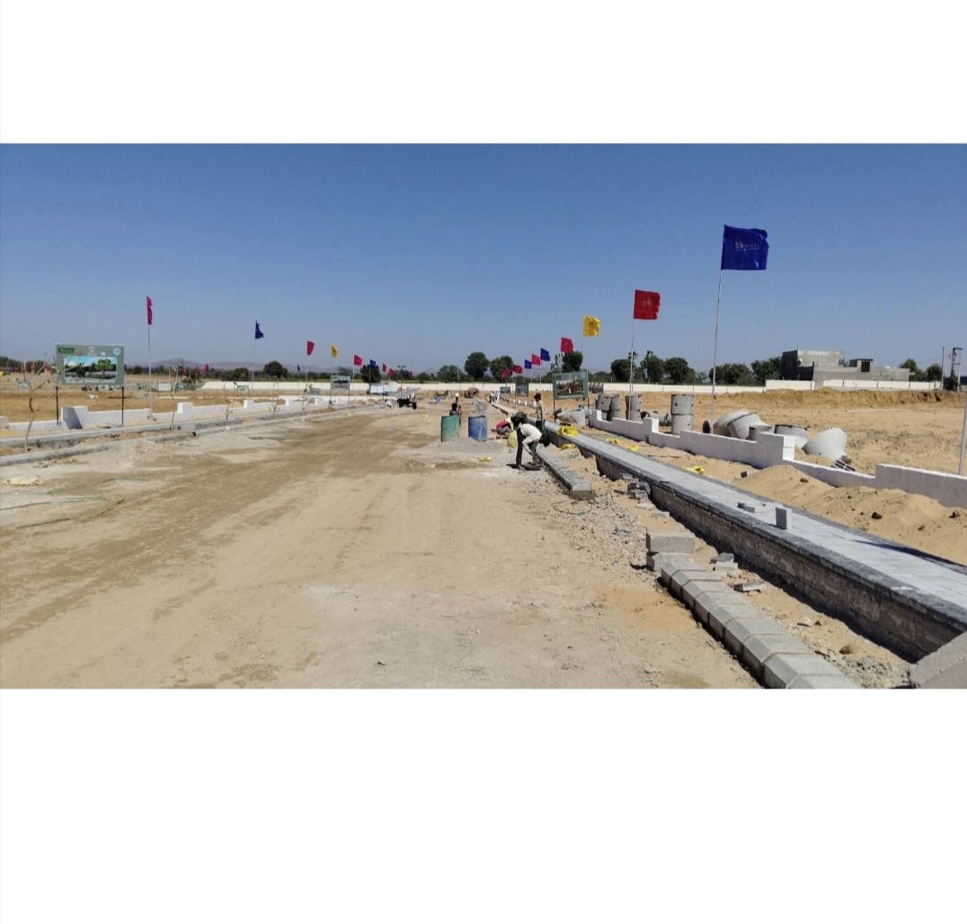 Plot For Sale in Shreepura