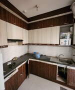 2.5 BHK + Study Room 1060 Sq.Ft. Apartment in Nirala Greenshire Mart