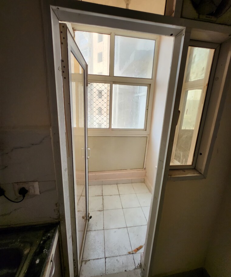 Balcony, nirala-greenshire-mart 2.5 Bedroom 1060 Sq.Ft. Apartment In Bisrakh Jalalpur Greater Noida 8352434